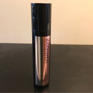 In Common Black and Silver Hair Serum